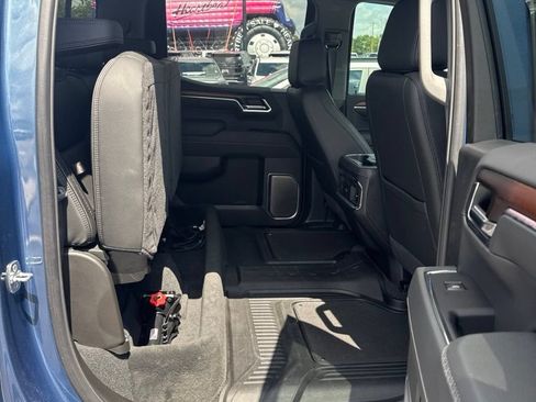 Used 2025 GMC Sierra 1500 Denali w/ Denali Reserve Package AWD/4WD image 6