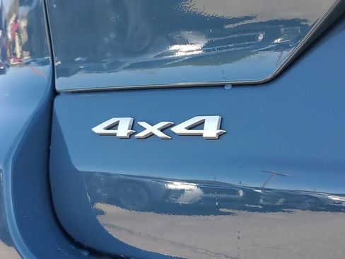 New 2026 Jeep Grand Cherokee Summit image 9