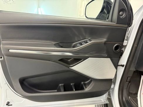 Used 2025 Lincoln Navigator Black Label image 15