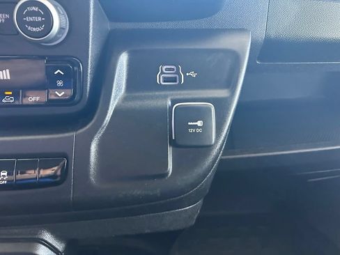 Used 2025 RAM ProMaster 2500 w/ Convenience Group FWD image 45