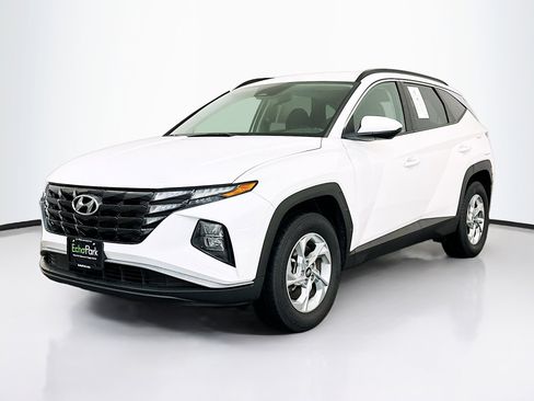 Used 2024 Hyundai Tucson SEL image 3