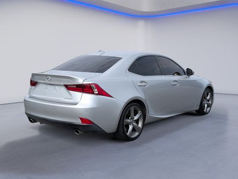 Used 2016 Lexus IS 350 w/ Navigation System Package RWD image 9