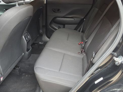 Used 2024 Hyundai Kona SEL FWD image 12
