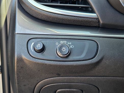Used 2017 Buick Encore Preferred FWD image 21