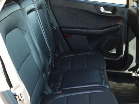 Used 2020 Ford Escape Titanium AWD/4WD image 45