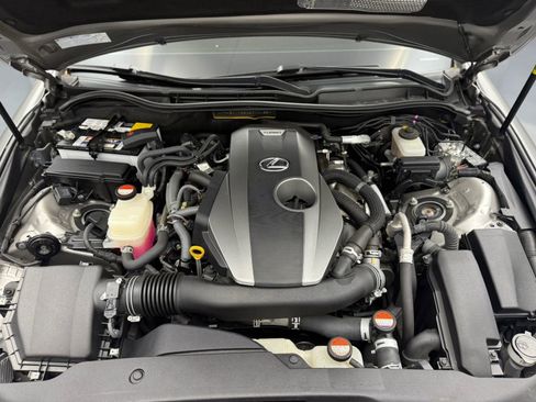 Used 2016 Lexus IS 200t RWD image 15