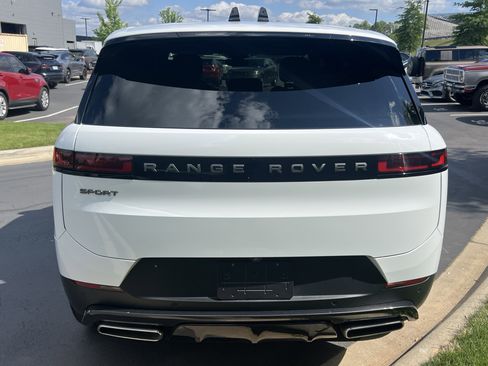 Certified 2025 Land Rover Range Rover Sport AWD/4WD image 6