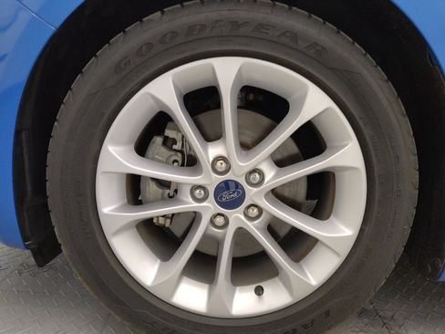 Used 2020 Ford Fusion SE FWD image 31