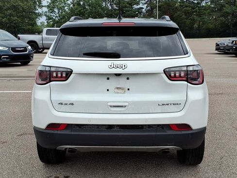 Used 2023 Jeep Compass Limited AWD/4WD image 5