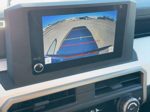 Used 2024 Toyota Tacoma TRD Off-Road image 21