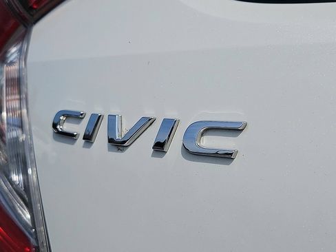 Used 2020 Honda Civic Sport image 31