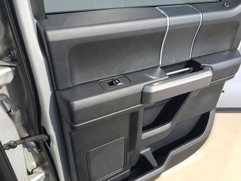 Used 2018 Ford F150 XLT w/ Equipment Group 302A Luxury image 27