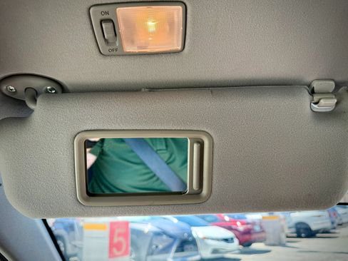 Used 2007 Toyota Prius FWD image 28
