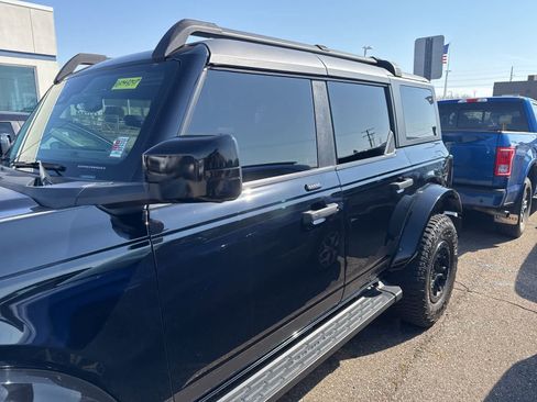 Used 2023 Ford Bronco Wildtrak image 26