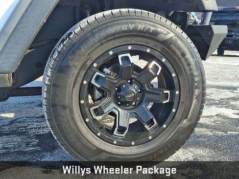 Used 2016 Jeep Wrangler Unlimited Sport image 9