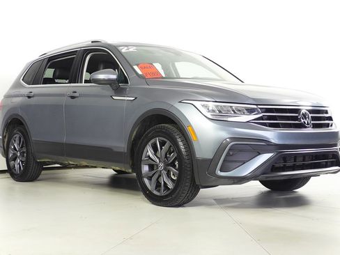 Used 2022 Volkswagen Tiguan SE image 4
