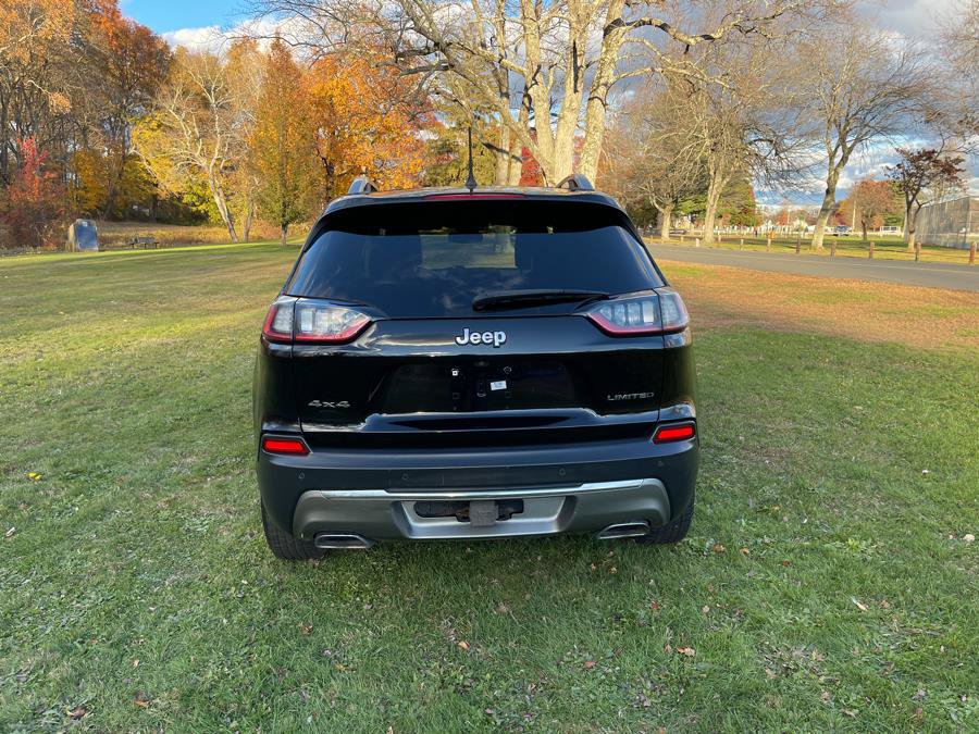 Used 2019 Jeep Cherokee Limited w/ Luxury Group AWD/4WD image 32