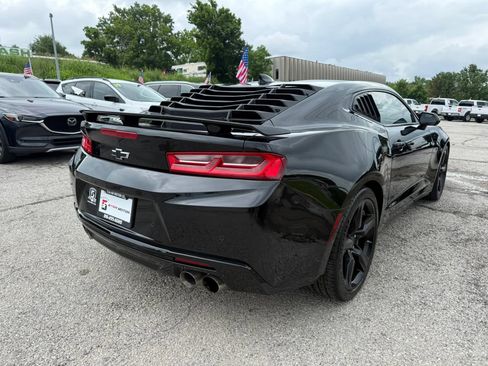 Used 2016 Chevrolet Camaro SS RWD image 3