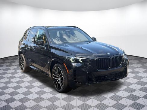 New 2026 BMW X5 xDrive40i w/ M Sport Package AWD/4WD image 7
