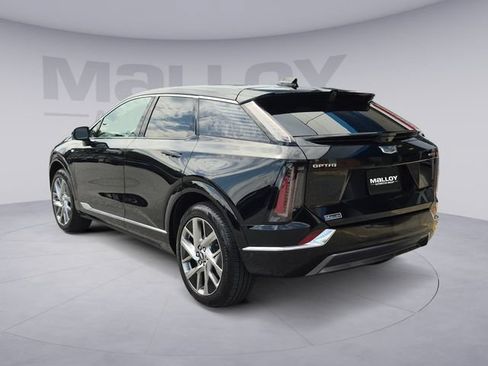Used 2026 Cadillac Optiq Luxury 1 w/ LPO, Floor Liner Package RWD image 3