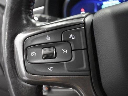 Used 2022 Chevrolet Suburban RST w/ Luxury Package image 28