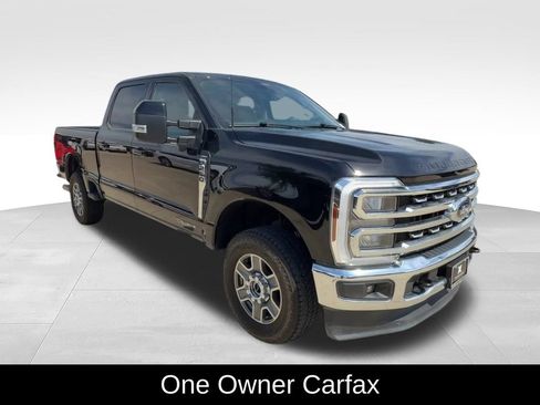 Used 2024 Ford F250 Lariat AWD/4WD image 2