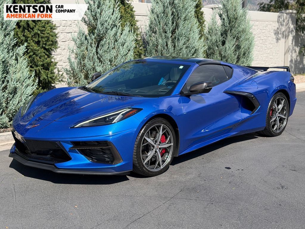 Used 2020 Chevrolet Corvette Stingray Premium Cpe w/ 3LT Preferred Equipment Group RWD image 3