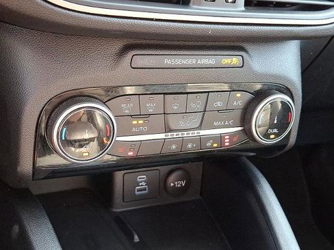 Certified 2022 Ford Escape SEL w/ Technology Package image 16