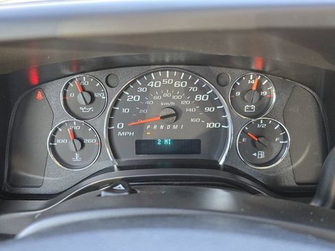 New 2025 Chevrolet Express 2500 w/ Driver Convenience Package image 30