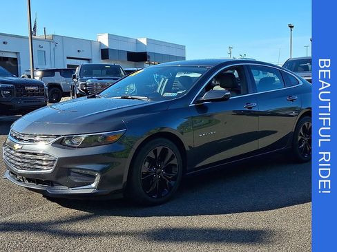 Certified 2017 Chevrolet Malibu Premier FWD image 3