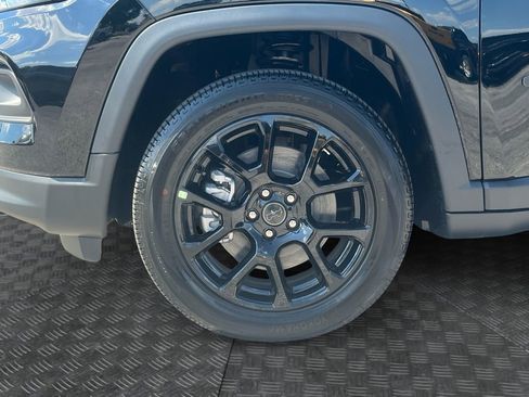 New 2026 Jeep Compass Latitude image 23