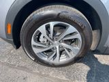 Used 2021 Buick Envision Essence image 2