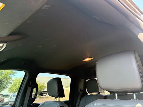 Used 2025 RAM 2500 Tradesman AWD/4WD image 10
