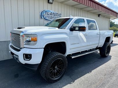 Used 2017 GMC Sierra 2500 Denali w/ Duramax Plus Package
