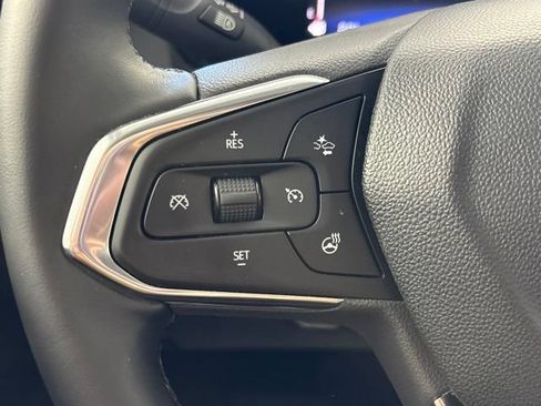 Used 2024 Chevrolet TrailBlazer LT w/ Convenience Package AWD/4WD image 29