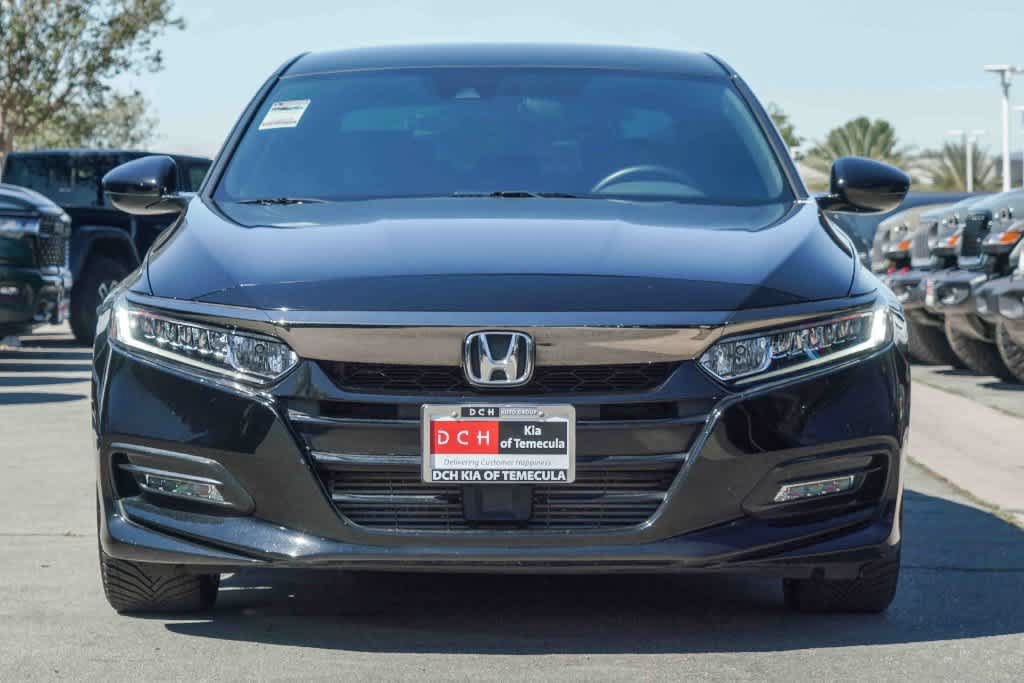Used 2018 Honda Accord Sport image 2