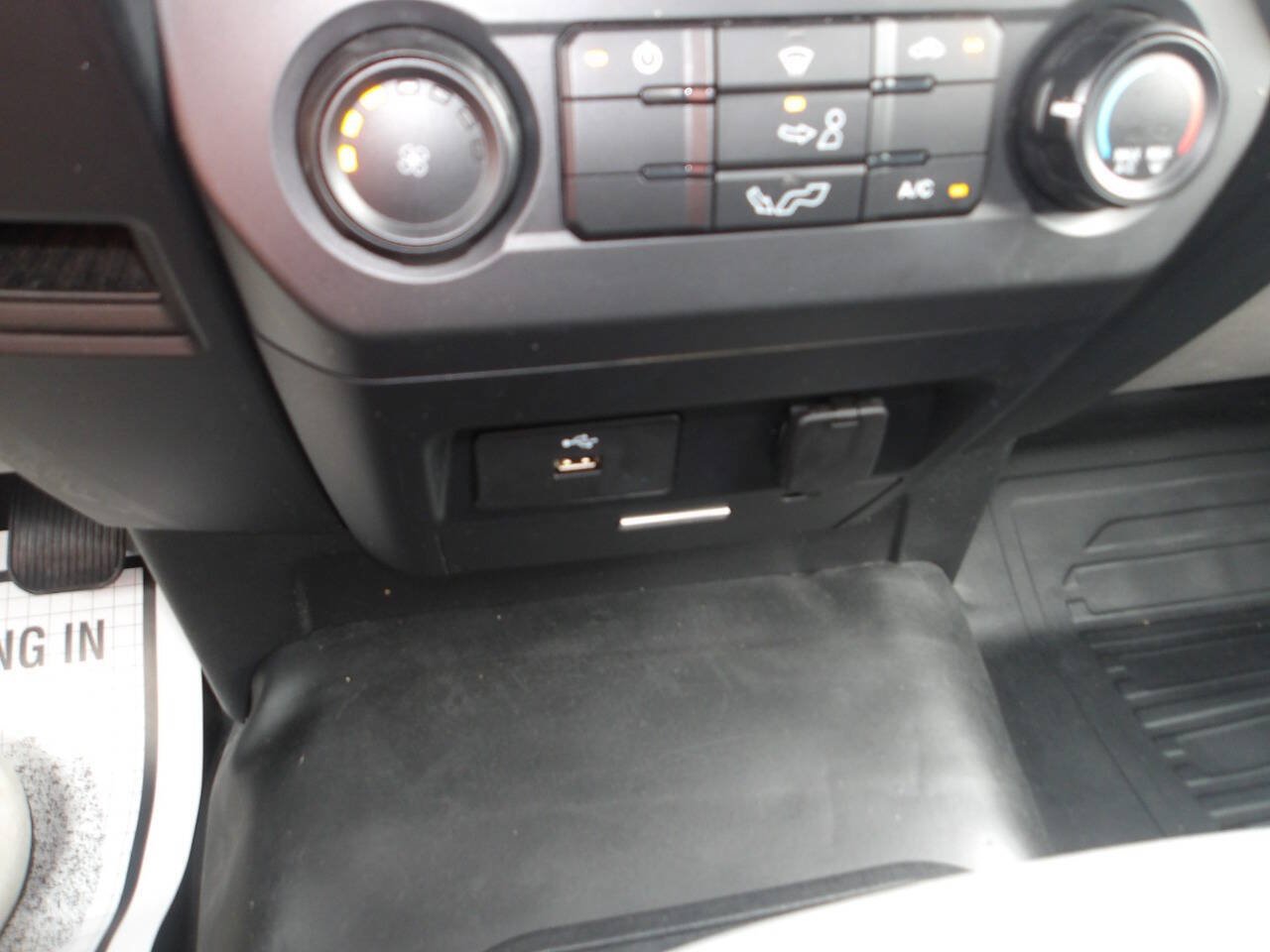 Used 2018 Ford F150 XL w/ Equipment Group 101A Mid RWD image 18