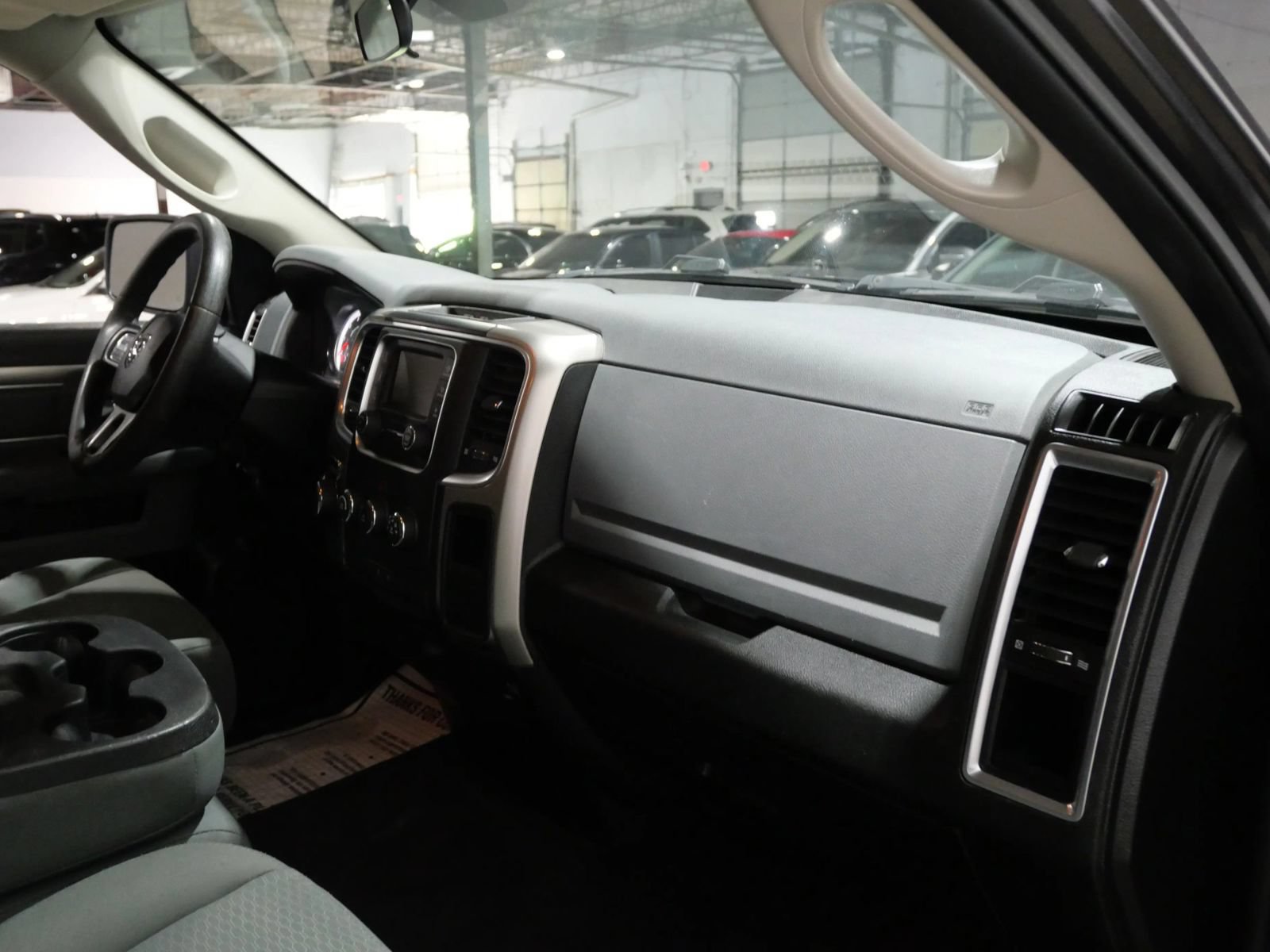 Used 2018 RAM 1500 Classic SLT AWD/4WD image 11