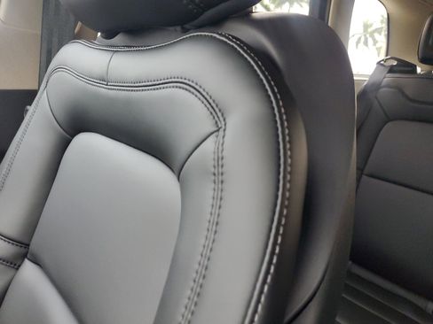 New 2025 Lincoln Corsair FWD image 14