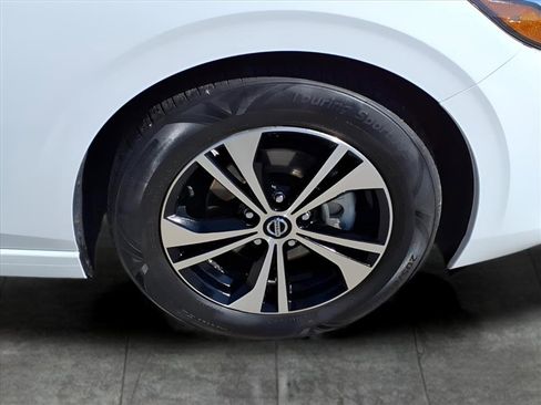 Used 2023 Nissan Sentra SV image 10