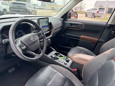 Used 2022 Ford Bronco Sport Outer Banks w/ Tech Package image 18