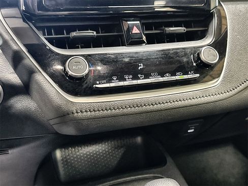 Used 2024 Toyota Corolla SE image 21