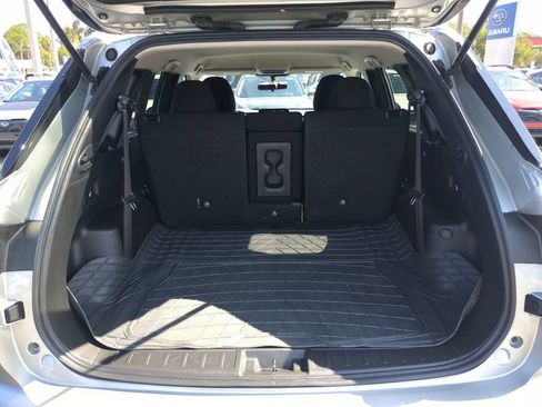 Used 2024 Mitsubishi Outlander ES FWD image 9