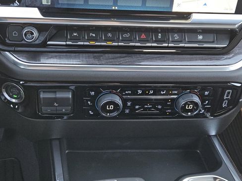 New 2026 Chevrolet Silverado 1500 LTZ w/ Z71 Off-Road Package image 13