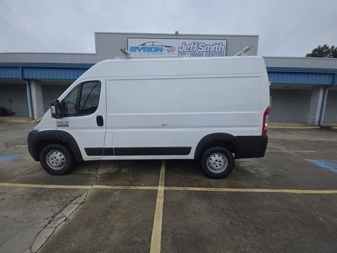 Used 2019 RAM ProMaster 2500 FWD image 2