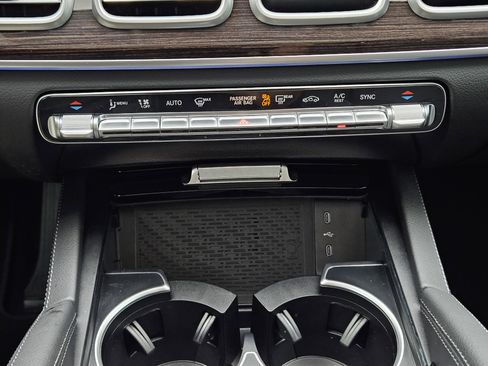 New 2026 Mercedes-Benz GLE 450 4MATIC image 19