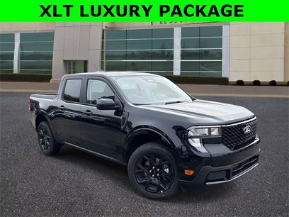 New 2025 Ford Maverick XLT w/ Equipment Group 301A