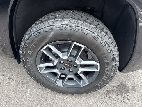 New 2026 GMC Terrain AT4 image 37
