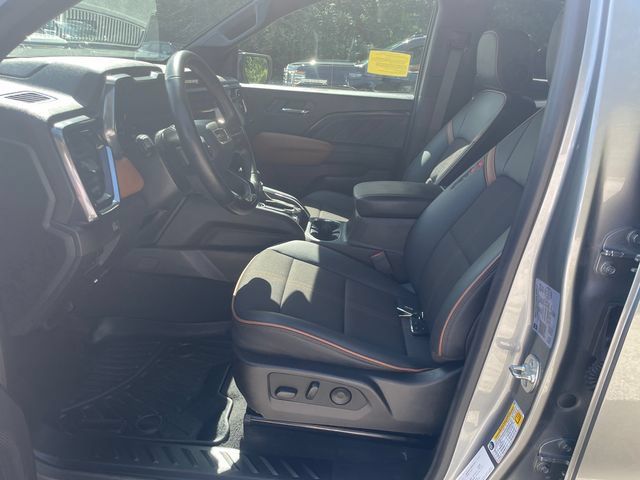 Used 2024 GMC Canyon AT4 AWD/4WD image 37