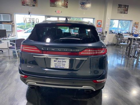 Used 2019 Lincoln MKC Reserve w/ MKC Climate Package AWD/4WD image 7